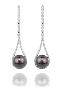 Oster Pearls 10mm Tahitian Pearl Teardrop Earrings | Oster Jewelers