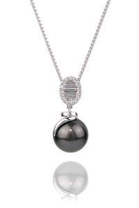 Oster Pearls Tahitian Pearls and Diamond Necklace | Oster Jewelers