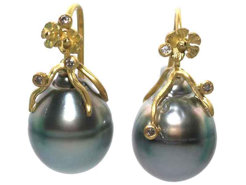 04 Lene Vibe Grey Tahitian Pearl Earrings-