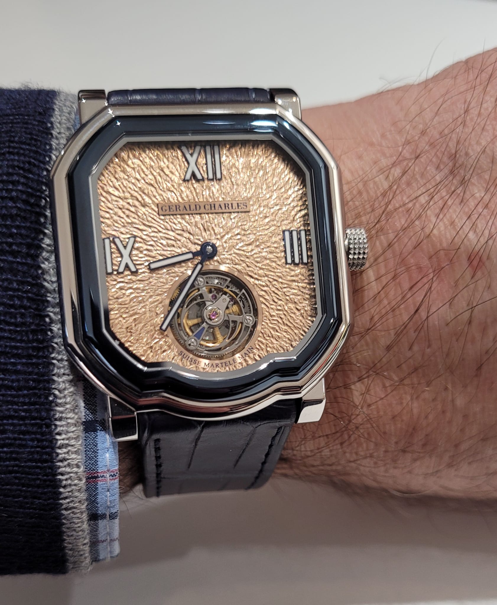 Gerald Charles Maestro GC 9.0 Roman Tourbillon Hammered Gold on the wrist