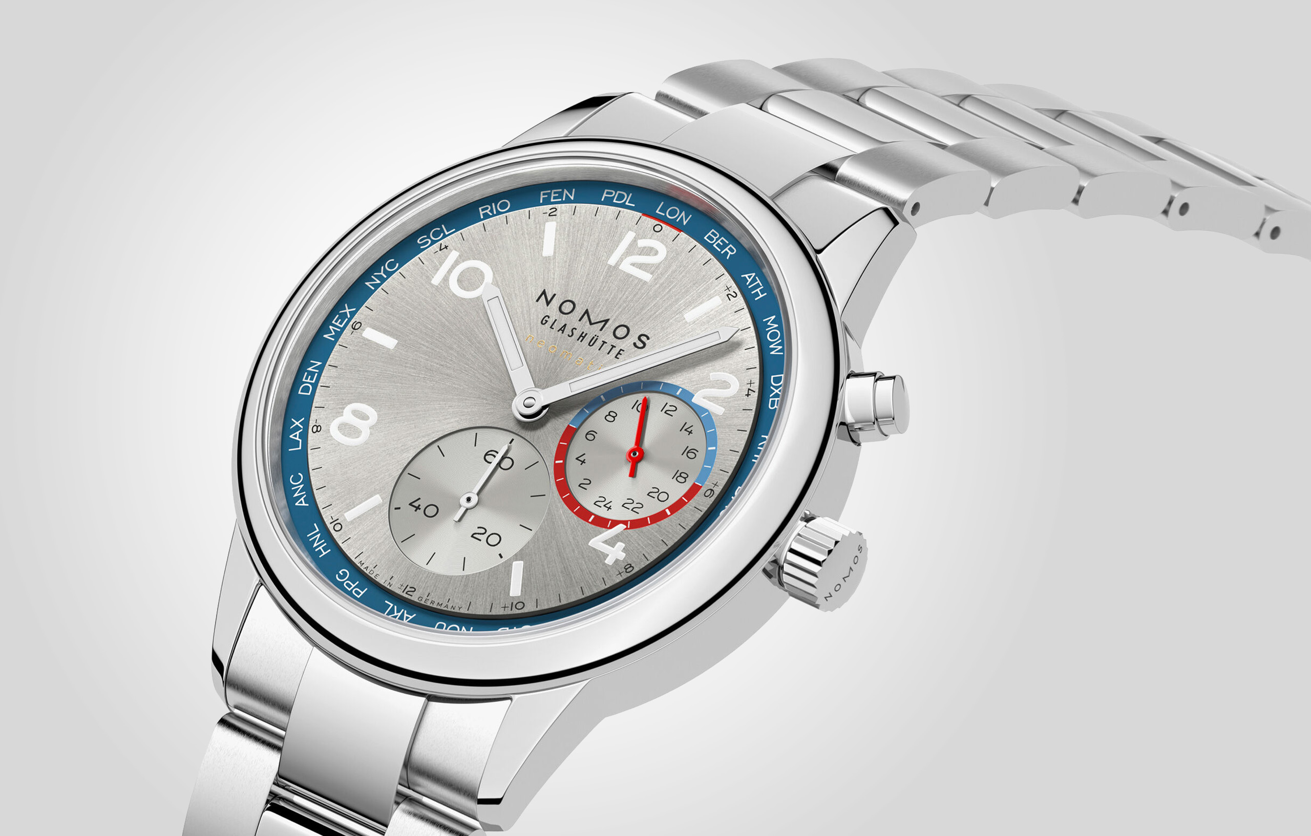 NOMOS Club Sport Neomatik Worldtimer Silver - Side-