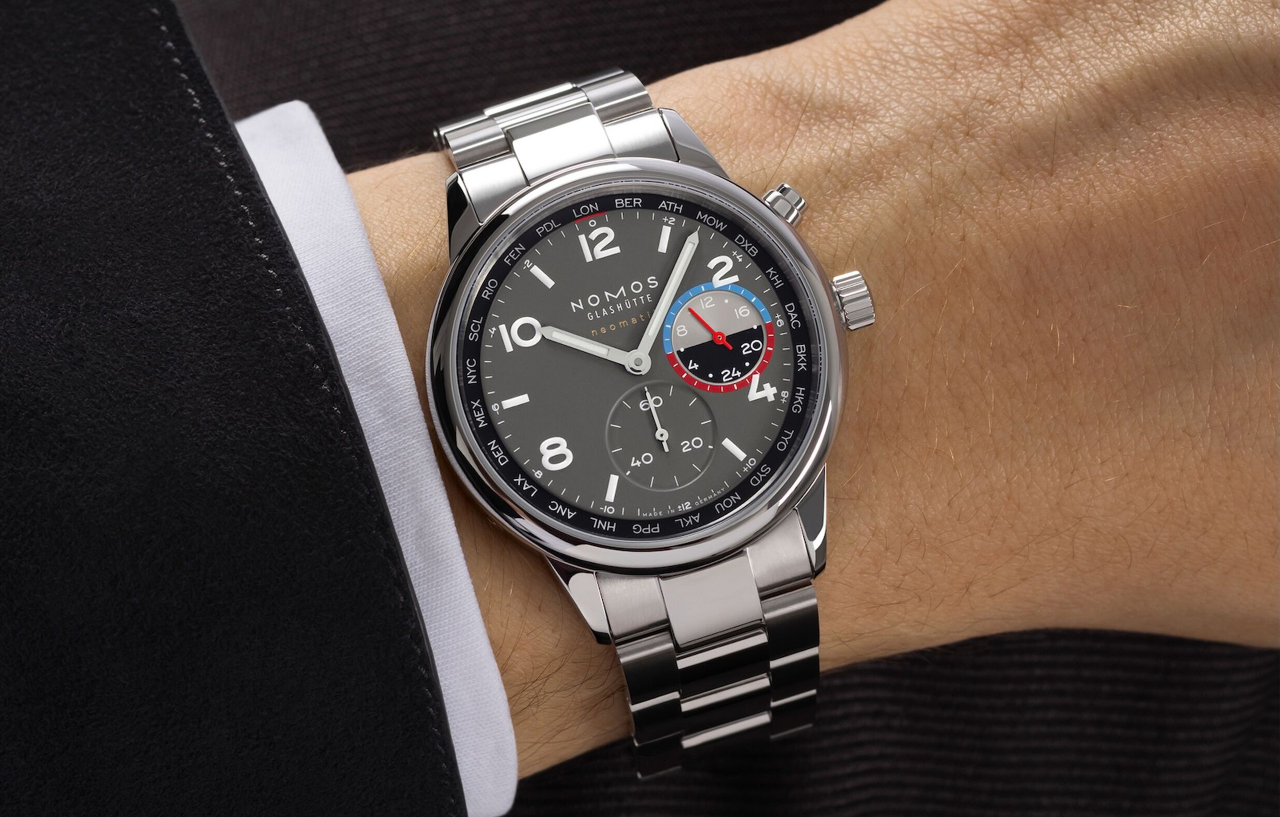 NOMOS Club Sport Neomatik Worldtimer Volcano