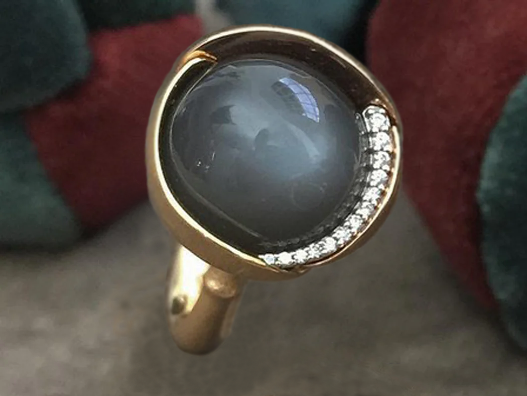 Ole Lynggaard Lotus 3 Diamond & Grey Moonstone Ring-