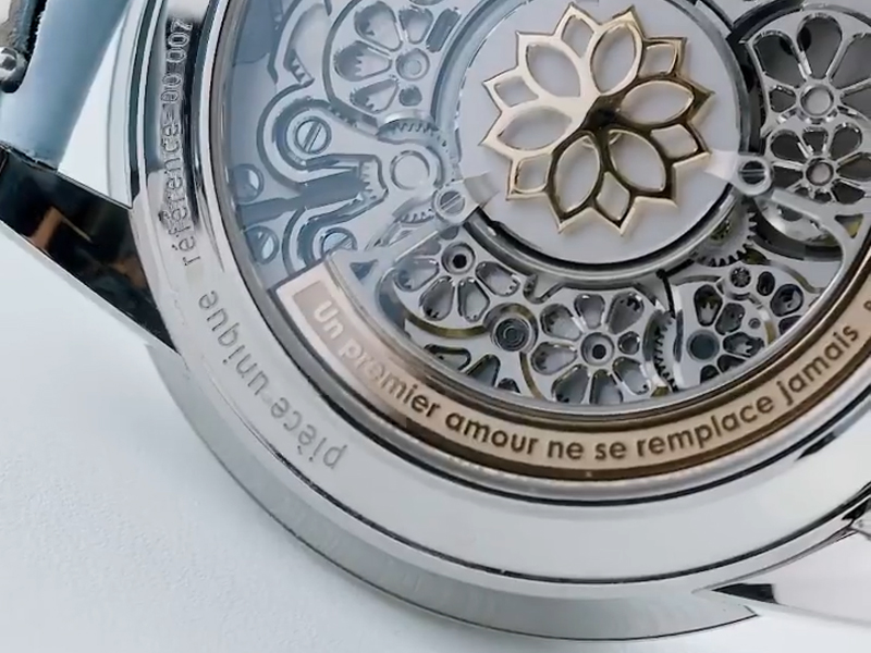 Beaugard Dahlia WG + MOP - Caseback