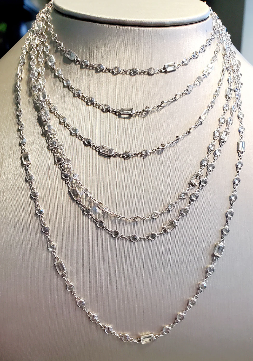 18KWG White Topaz Necklace