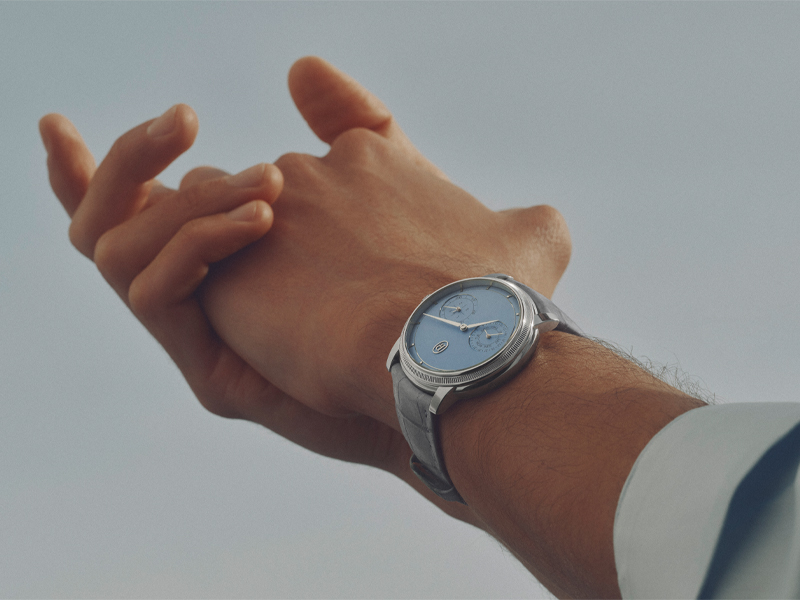 Parmigiani Fleurier Toric Quantieme Perpetual Platinum Morning Blue