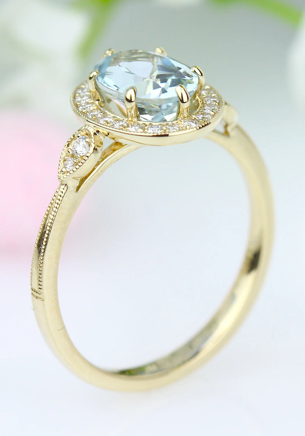 Parade Design 18KYG Diamond Halo Oval Aquamarine Ring