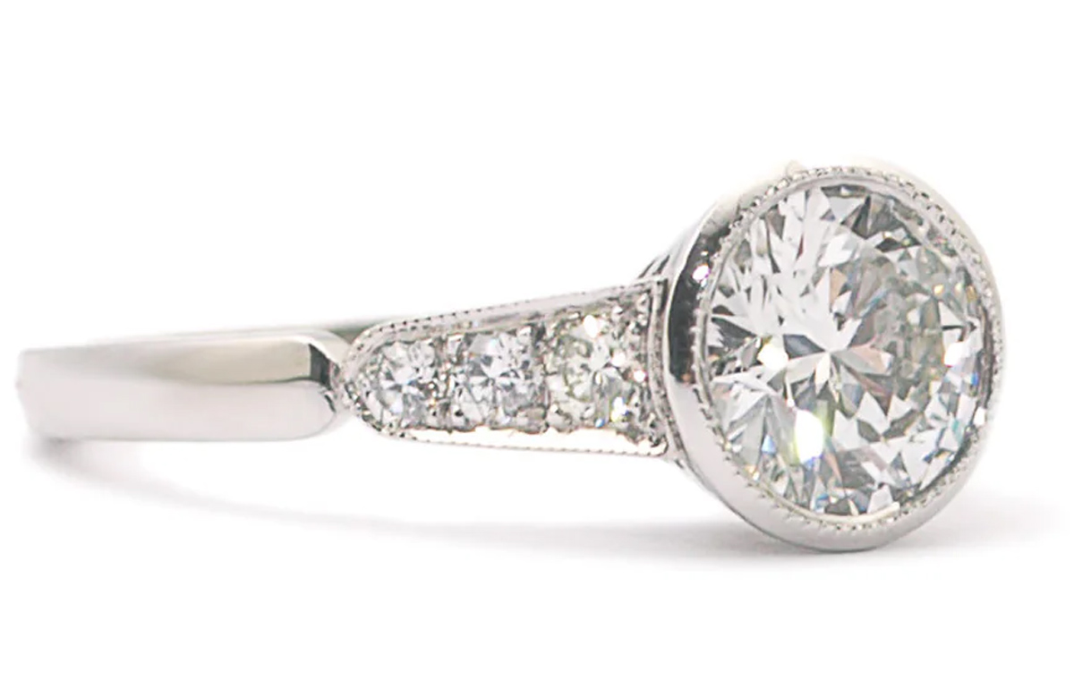 Sébastien Barier Platinum Bezel Round Diamond Ring