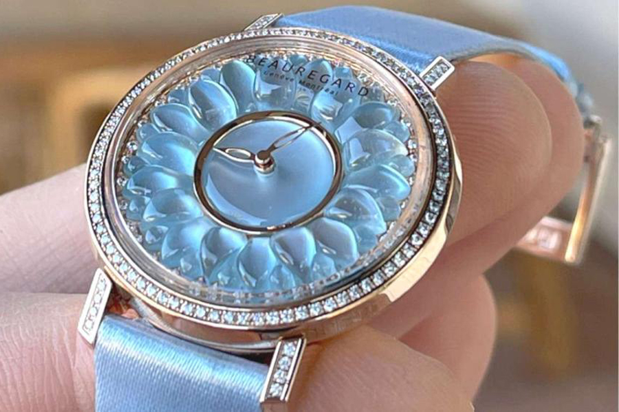 Beauregard Lili Bouton 18KRG Blue Topaz