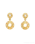 Golden light, sculpted into form. The Sethi Couture Dunes Classic Double Drop Earrings in 18K yellow gold are a masterclass in quiet glamour. With a gentle curve and a subtle sparkle from each diamond, they bring effortless beauty to your every turn. Timeless yet contemporary, they make a statement without saying a word.⁠
⁠